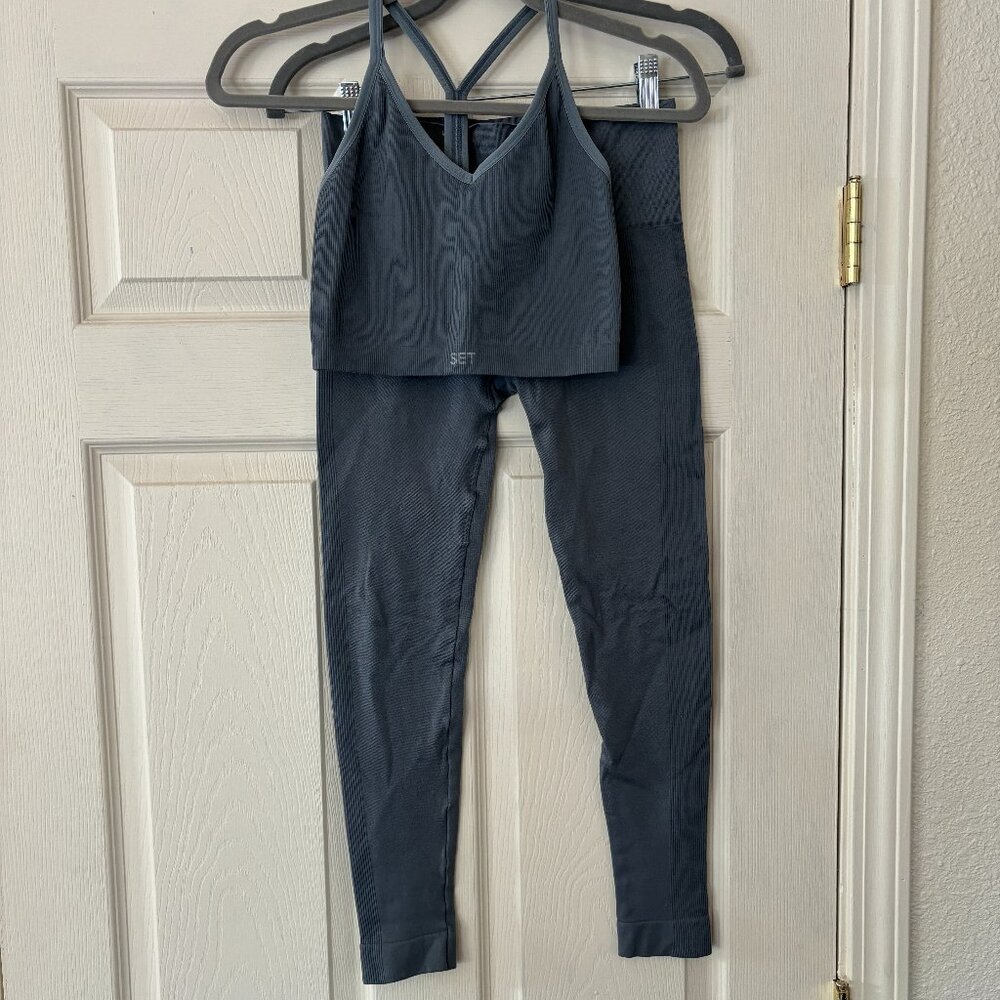 SET ACTIVE Sculptflex Grey Set Size Small